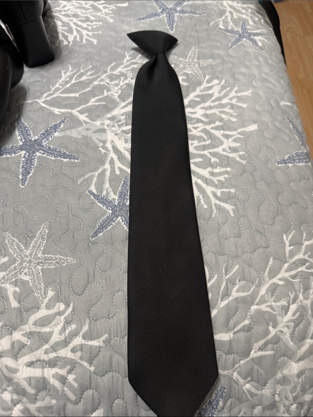 George Men's Solid Black Necktie